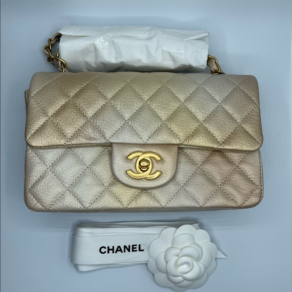 ▪️SOLD ▪️ Chanel Rectangular Mini 22C Goatskin Ombré Beige Gold with GHW